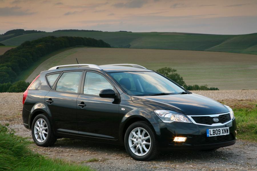  Kia cee&rsquo;d SW 2009 года  (фото 54 из 61)